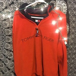 vintage tommy hilfiger crew neck
